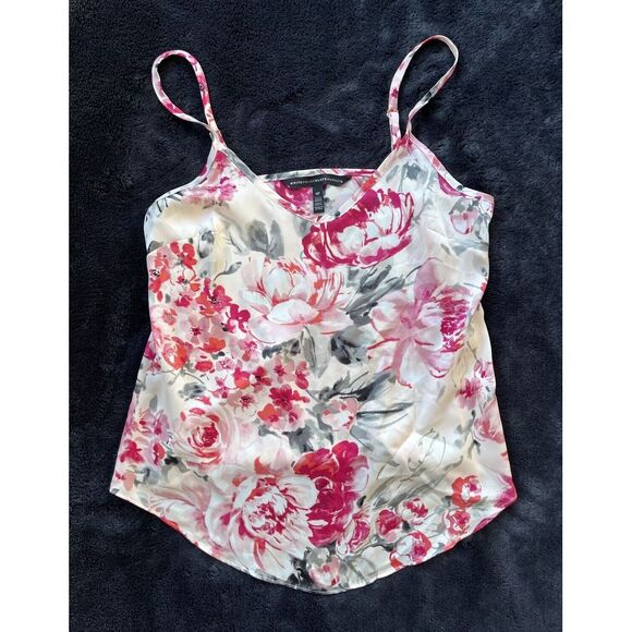 White House Black Market Pink Floral Silky Camisole Curved Hem Size 0P‎  EUC - Picture 1 of 5